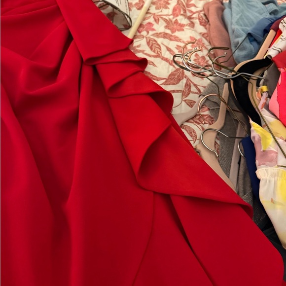 Betsy & Adam Red Ruffled v neck Gown - Picture 3 of 5